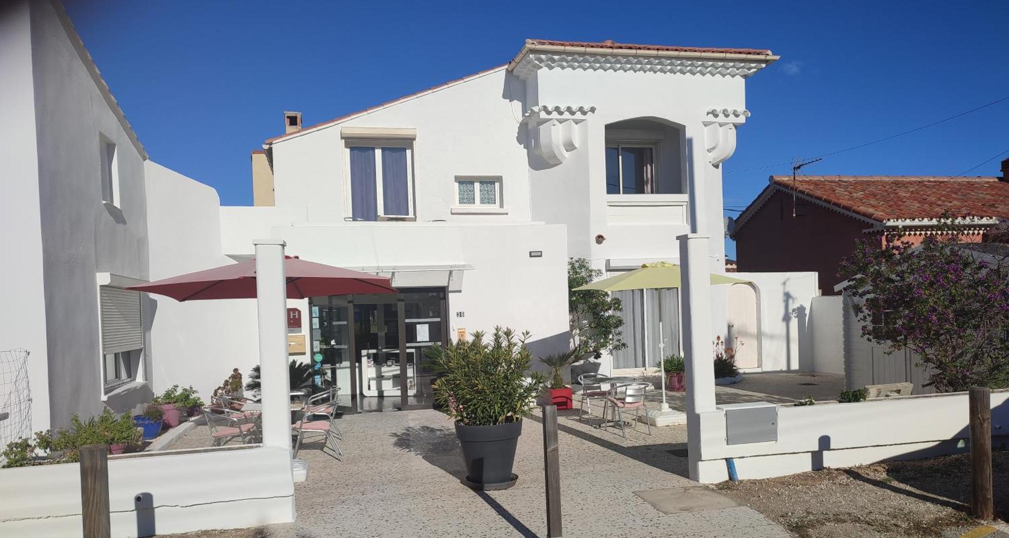 Hotel Le Calypso Ιέρ Εξωτερικό φωτογραφία