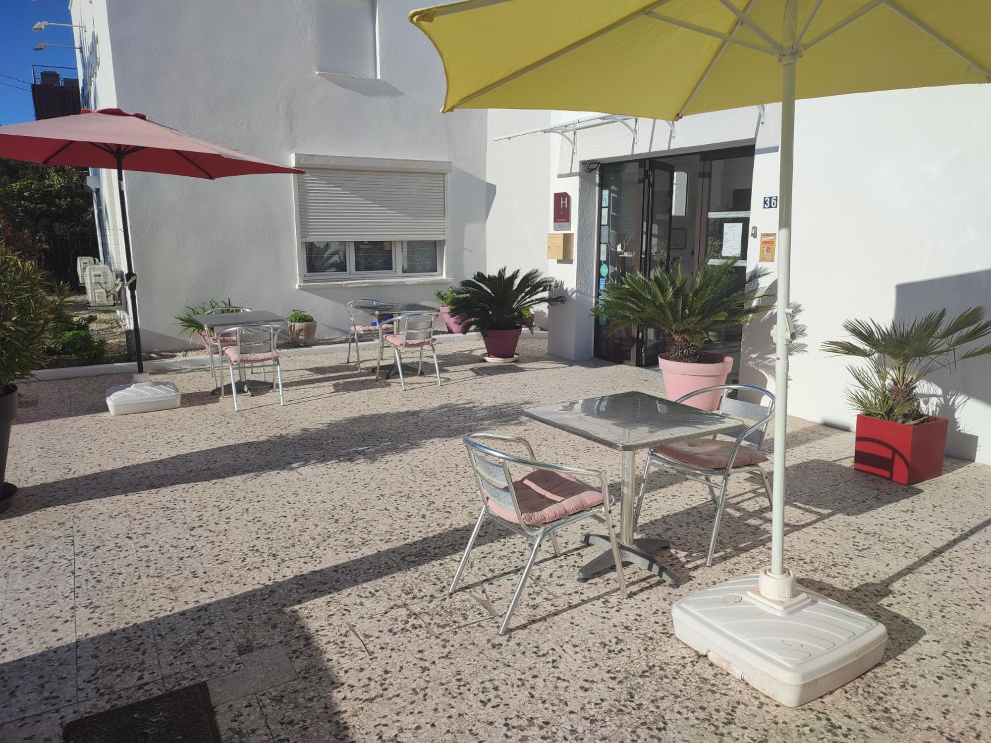 Hotel Le Calypso Ιέρ Εξωτερικό φωτογραφία
