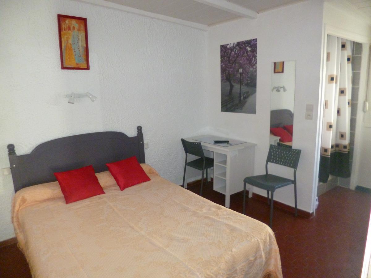 Hotel Le Calypso Ιέρ Εξωτερικό φωτογραφία