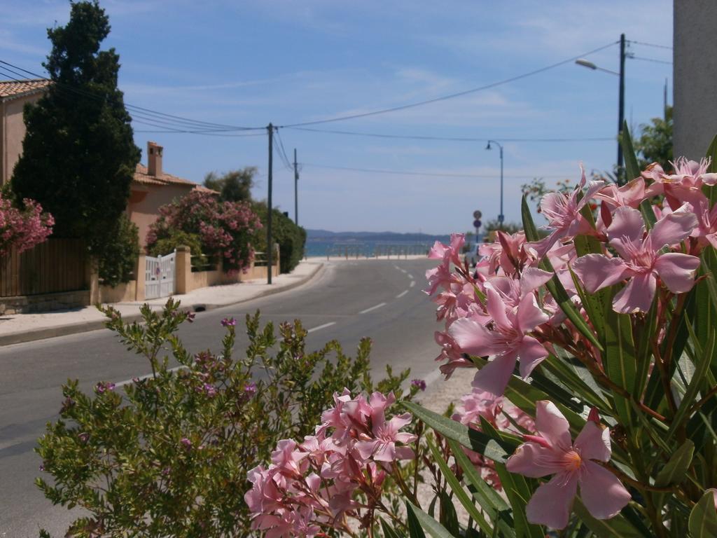 Hotel Le Calypso Ιέρ Εξωτερικό φωτογραφία