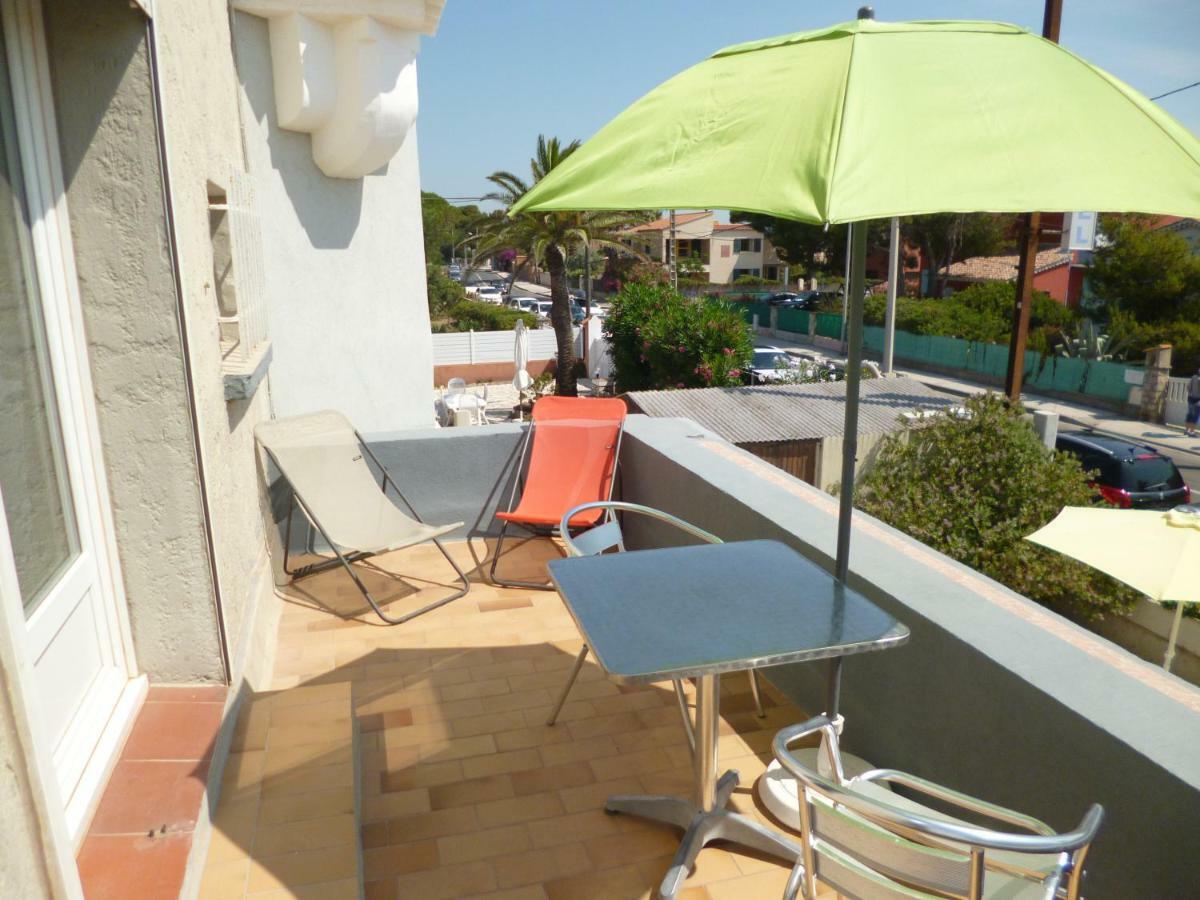 Hotel Le Calypso Ιέρ Εξωτερικό φωτογραφία